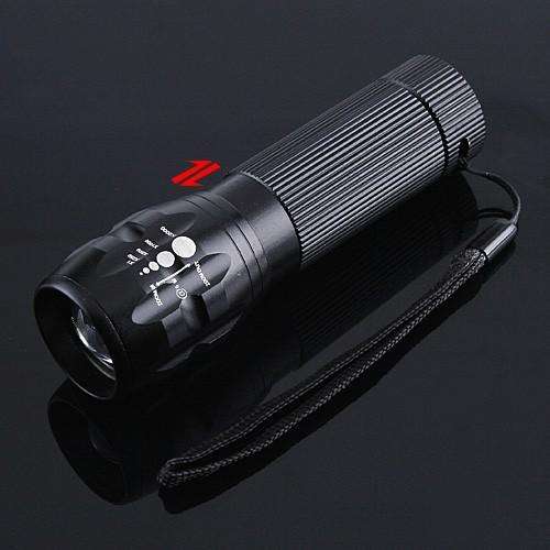 "10 ON AUCTION!!! " Zoomable 200 Lumen LED Torch