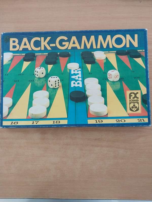 Back-Gammon - Board Game