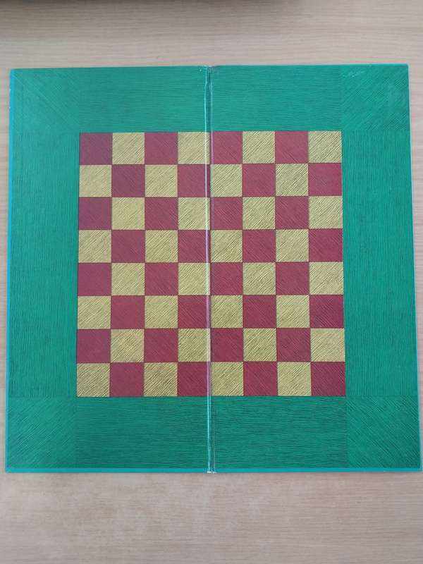 Back-Gammon - Board Game