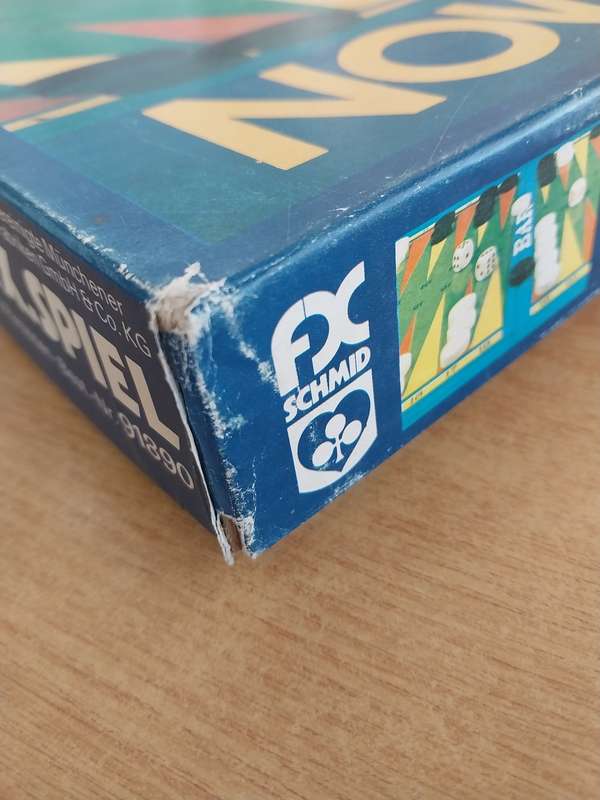 Back-Gammon - Board Game