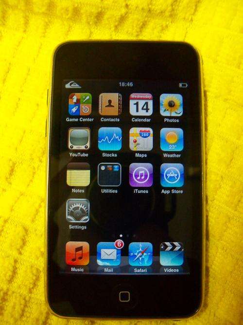 iPod Touch second gen 8GB Great condition