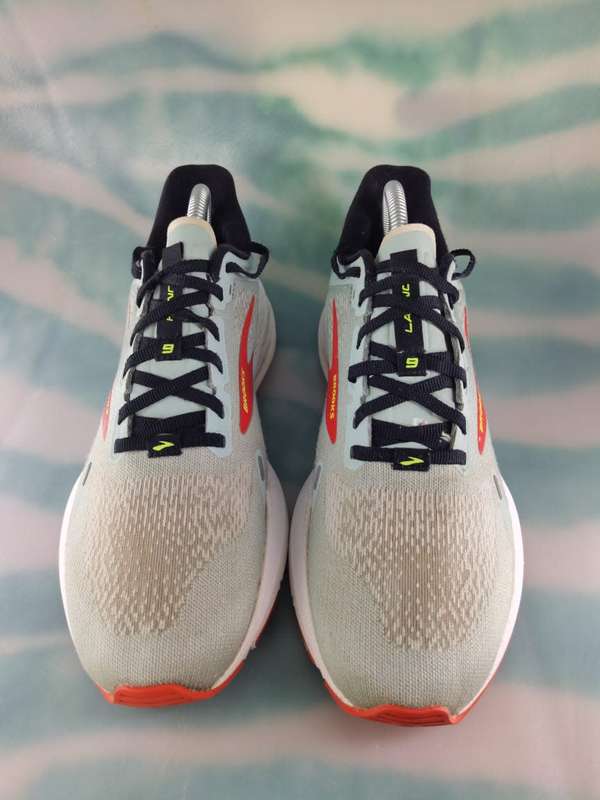 Brooks Launch 9