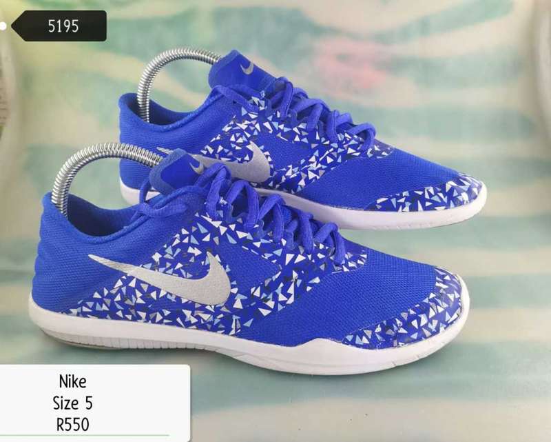 Nike training sneakers
