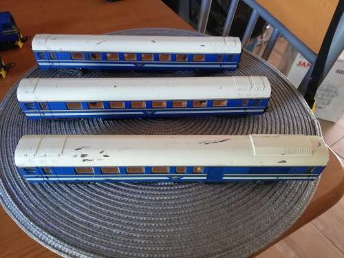 Blue train set.