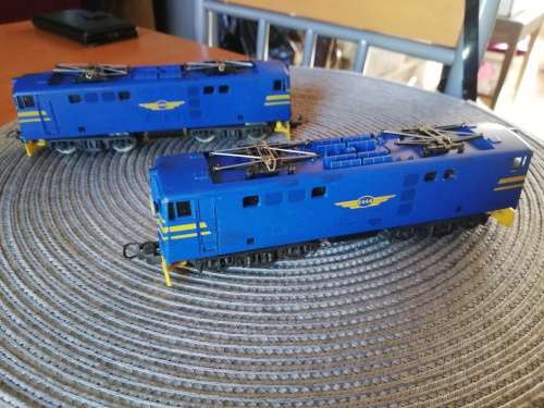 Blue train set.