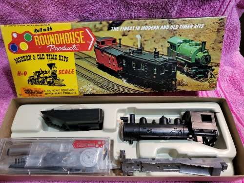 Roundhouse 0-6-0 Tender Loco Kit