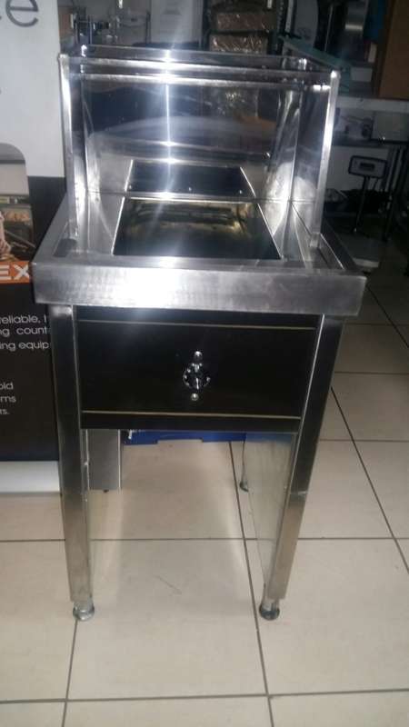 high speed Chip Fryer INDUSTRIAL  10lt   NEW
