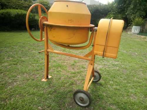 Electric Cement Mixer Excellent Working Condition