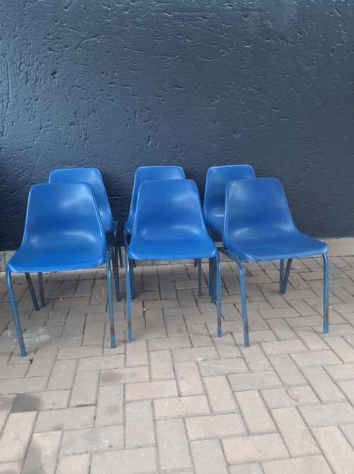 6 x Plastic Blue Steel Frame Chairs 6 = 1 Bid : CLEARANCE SALE