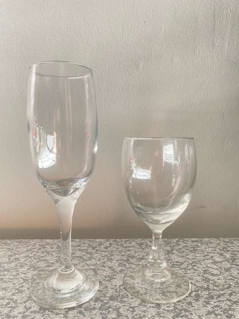 18x Nadir Wine Glasses