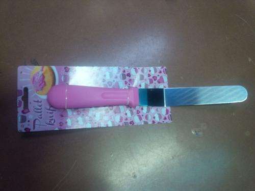 PALLET KNIVE ***FOR ALL KEEN CAKE AND CHOCOLATE BAKERS***