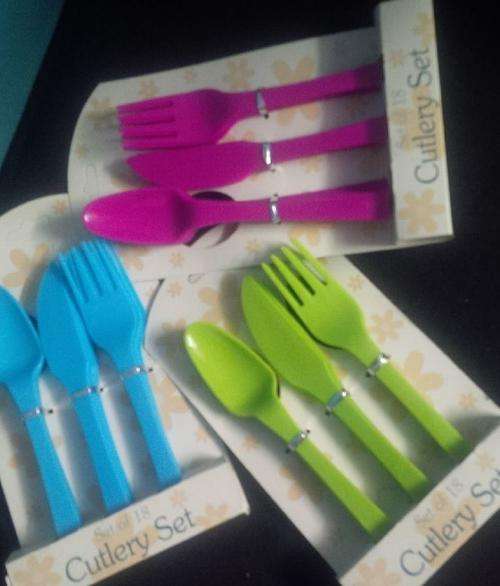 SET of 18 Cutlery Set Pink/Blue/Green ** 5 on Auction **