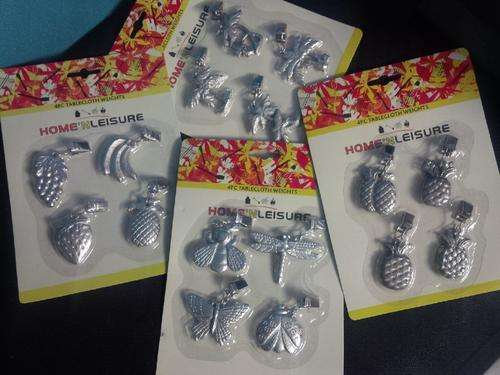 Home & Leisure 4 Piece Table Cloth Weights *3 on Auction **