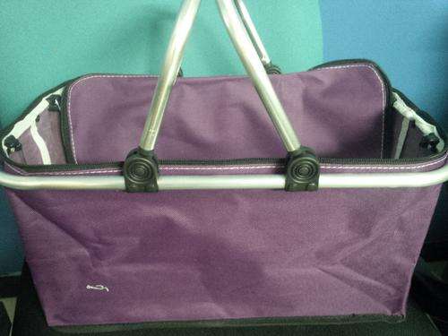 Picnic Bag with aluminium handles in assorted colours # 1 on auction#