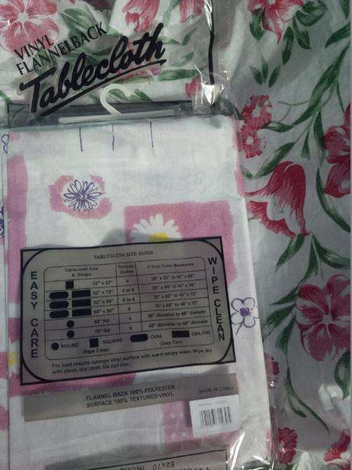 Vinyl Flannelback Tablecloth 132cmx 178cm in assorted colours *3 on Auction
