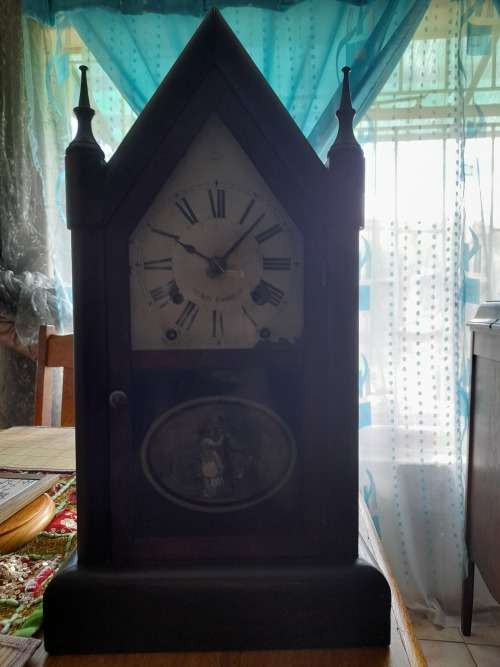 Beautiful Seth Thomas steeple clock for repairs