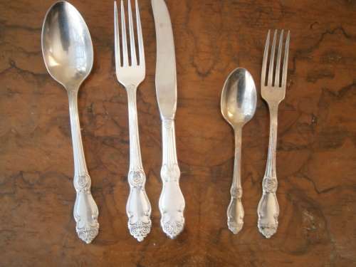 Set of 30 silver  plated cutlery