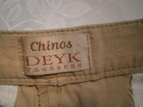 Chinos by  Deyk
