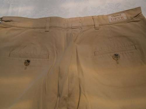 Chinos by  Deyk