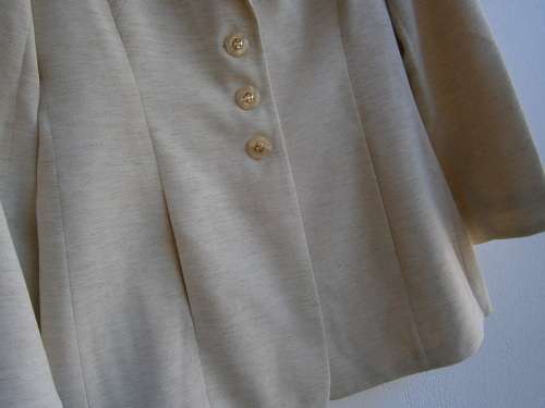 2 pieces Cream Colour Suit: Dress and Jacket. New.