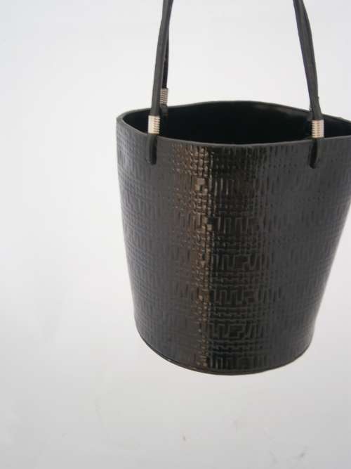 GENUINE BLACK PATENT LEATHER BARREL -HANDBAG