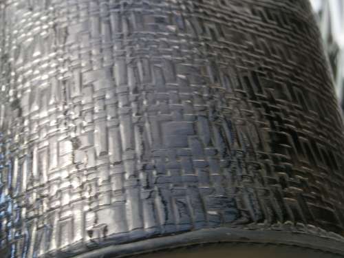 GENUINE BLACK PATENT LEATHER BARREL -HANDBAG