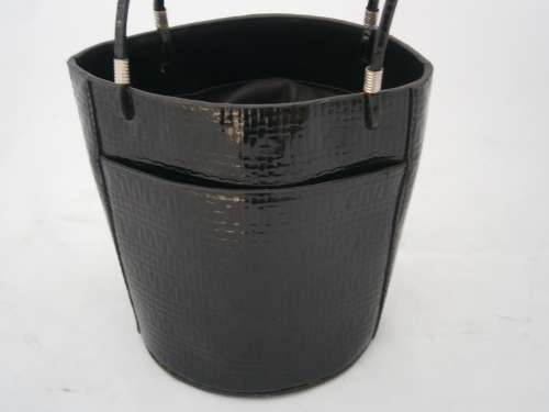 GENUINE BLACK PATENT LEATHER BARREL -HANDBAG