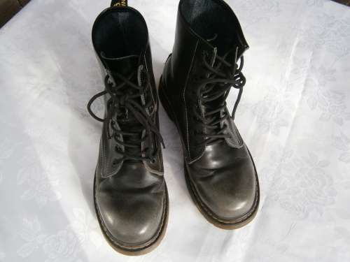Dr Martens style Unisex  Boots size 6.5 - 7