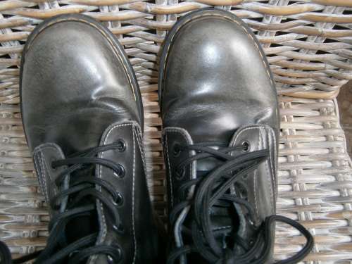 Dr Martens style Unisex  Boots size 6.5 - 7