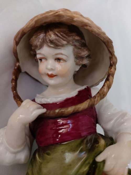 German figurine "Girl with basket"