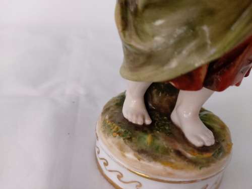 German figurine "Girl with basket"
