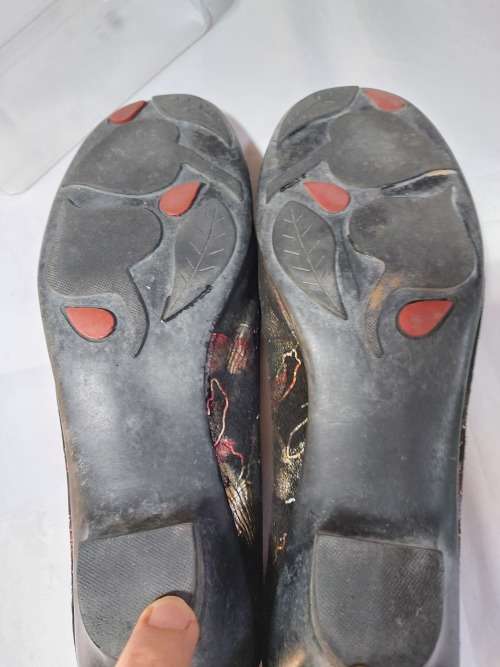 Genuine  Suede leather shoes with printed gold and silver pattern