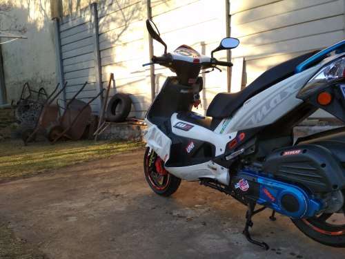 PGO GMAXX 250 CC Scooter