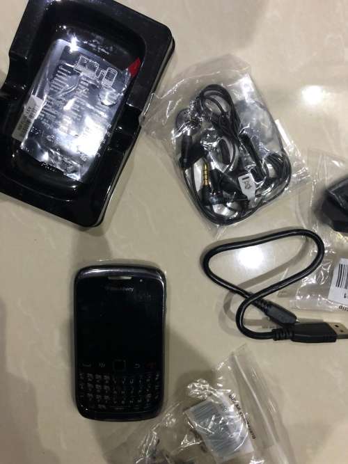 Blackberry 9300 curve (Black)