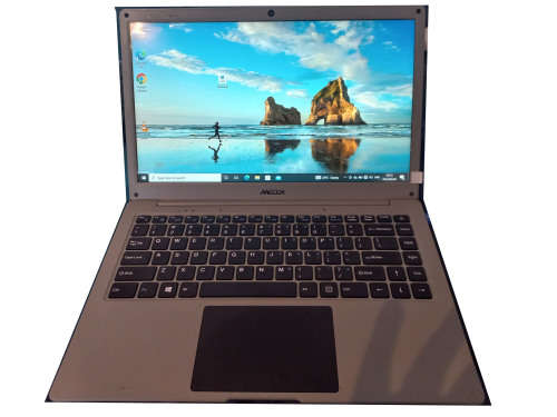 Mecer CA14D02  Wizard Celeron Notebook like new