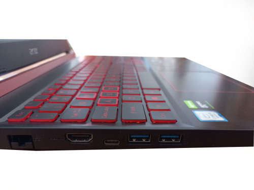 Acer Nitro 5 AN515-54-5659 i5 -9300H 2.40ghz 8gb NVIDIA GeForce GTX 1650 4GB GDDR5