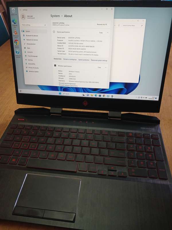 HP Omen 15  Intel core i7-9750h cpu@2.60  Geforce nvidia RTX 2070 8gig 32 gig ram gaming laptop