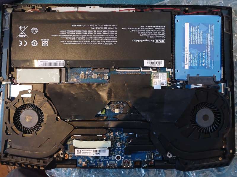 HP Omen 15  Intel core i7-9750h cpu@2.60  Geforce nvidia RTX 2070 8gig 32 gig ram gaming laptop