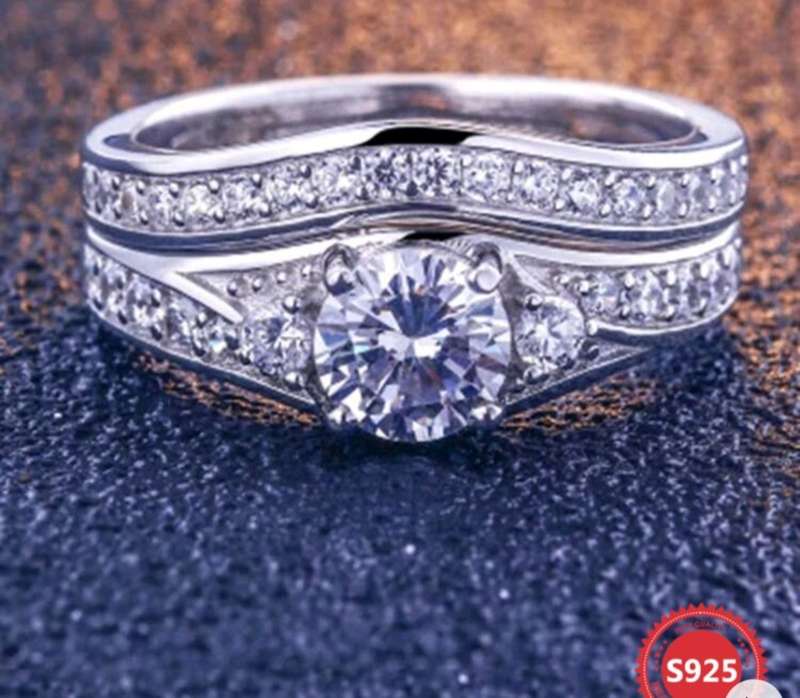 S925 Cubic Zirconia ring Size 7