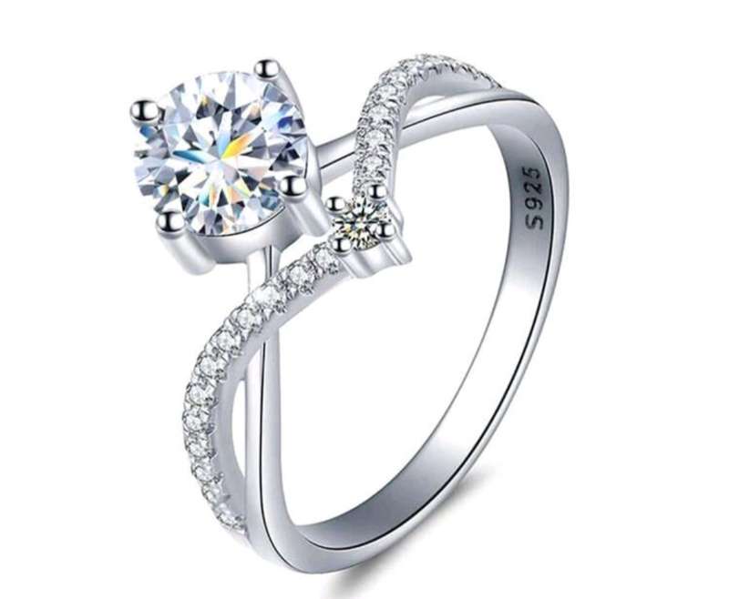 Sparkling 0.5CT D Color Moissanite Princess Crown Ring 925 Sterling Silver