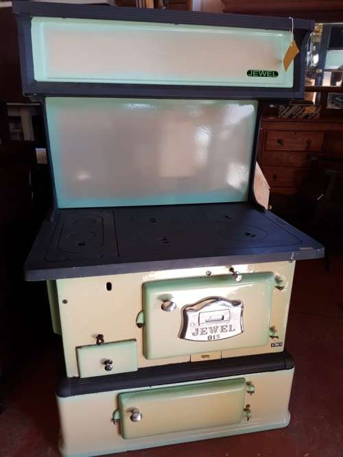 Refurbished Jewel 81¿S Coal/Wood Stove