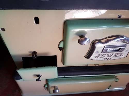 Refurbished Jewel 81¿S Coal/Wood Stove