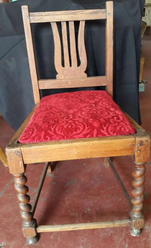 Barley twist chair