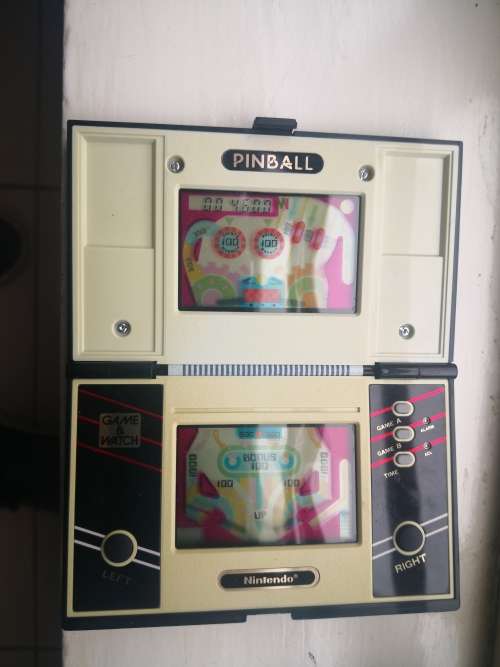 Nintendo Pinball Game and Watch