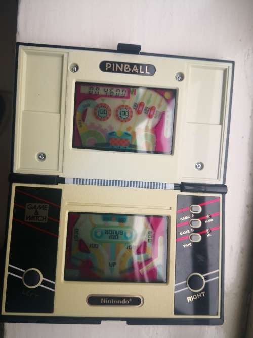 Nintendo Pinball Game and Watch