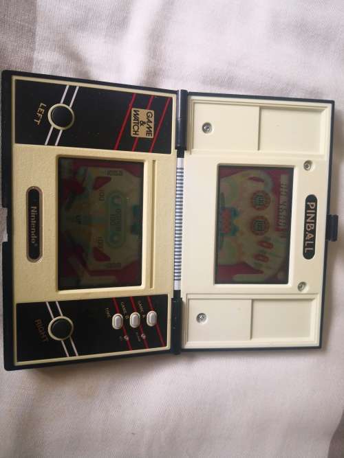 Nintendo Pinball Game and Watch