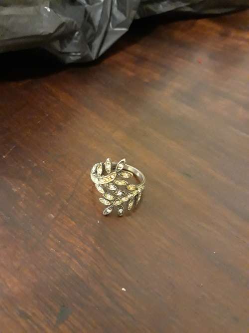 A Lovely Lot of Jewellery Items for One Bid!