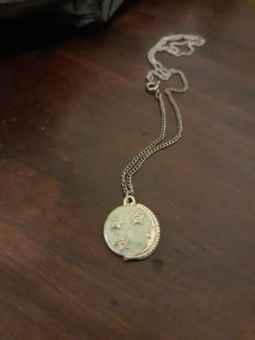 A Lovely Lot of Jewellery Items for One Bid!
