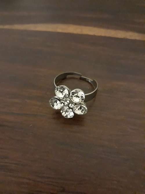 A Lovely Lot of Jewellery Items for One Bid!