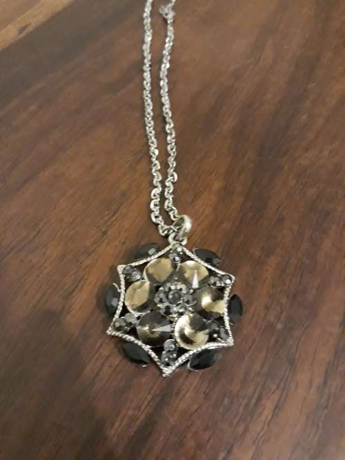 A Super Lot of Jewellery Itmes for One Bid! x11 Items...